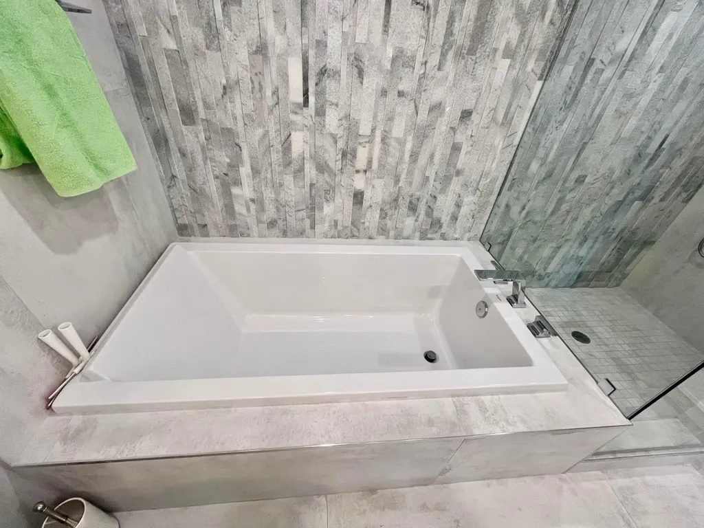 5550 N Ocean Drive Singer Island FL 33404