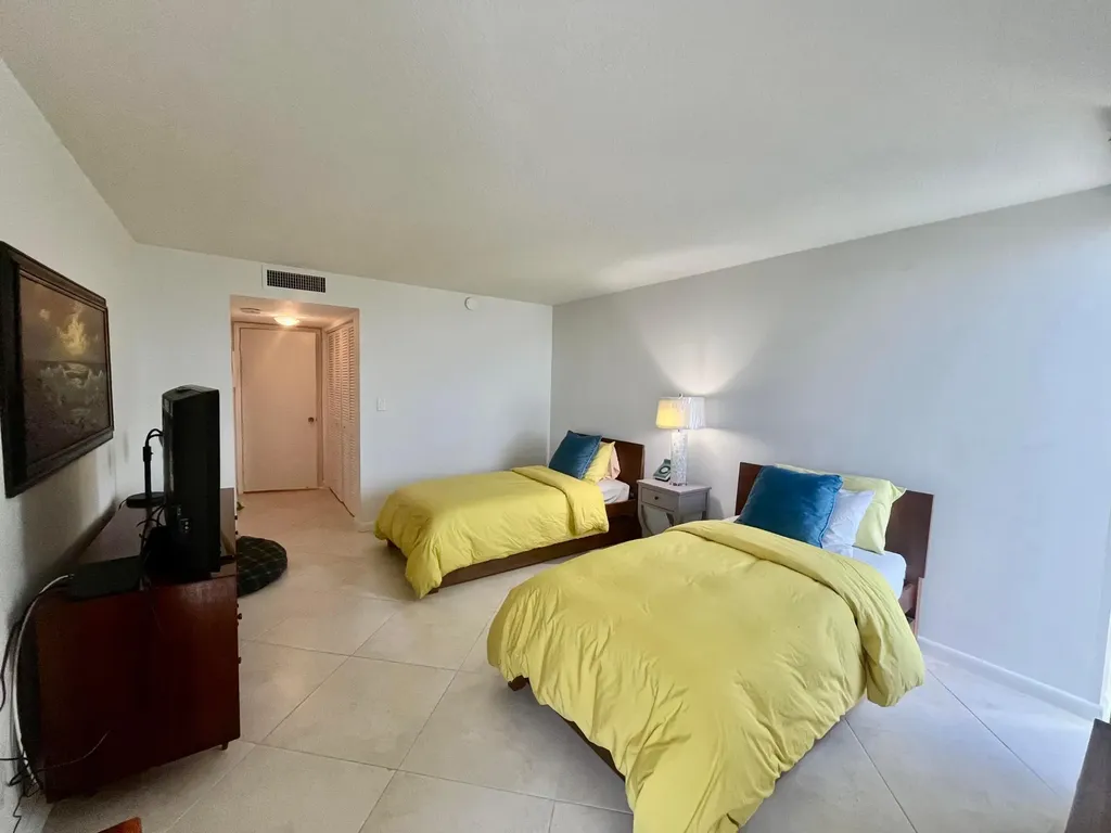 5550 N Ocean Drive Singer Island FL 33404