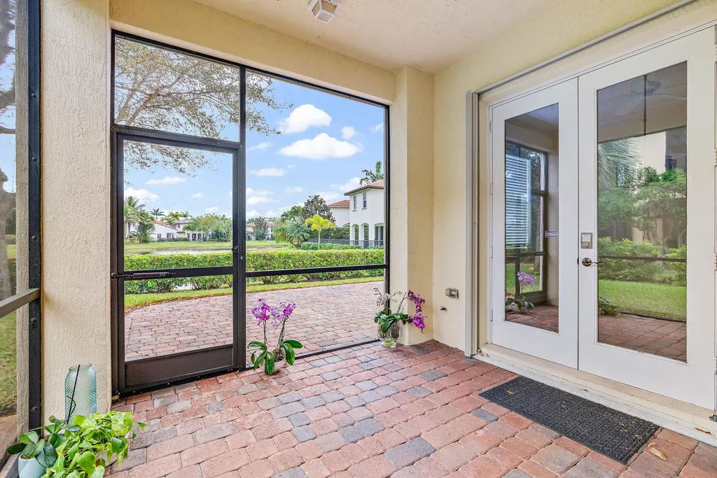 1058 Vintner Boulevard Palm Beach Gardens FL 33410