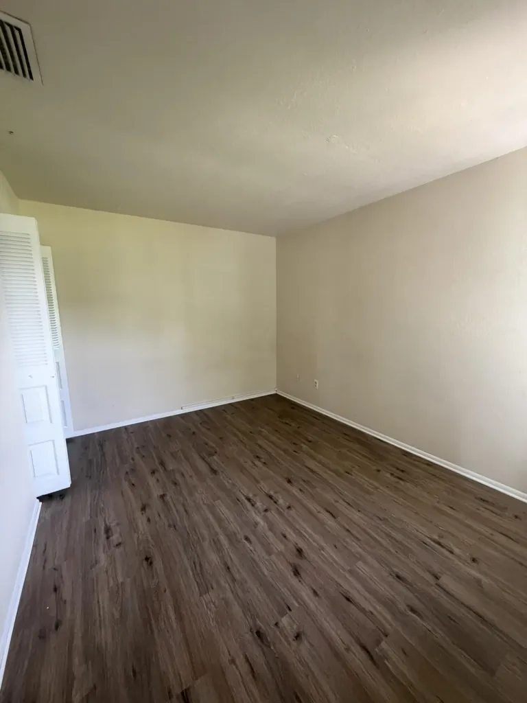 1720 SE Linpark Court Port St Lucie FL 34952