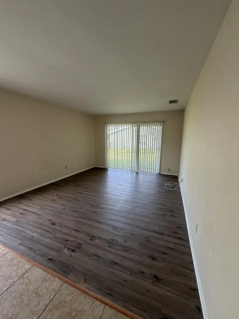1720 SE Linpark Court Port St Lucie FL 34952