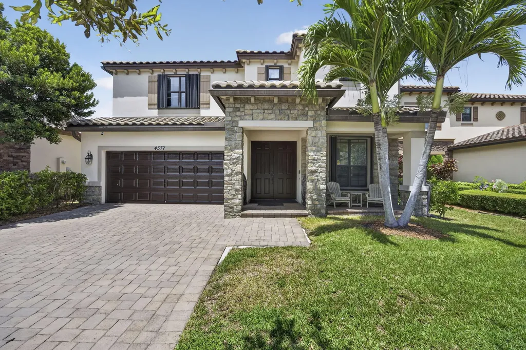 4577 Willow Run Way Wellington FL 33467
