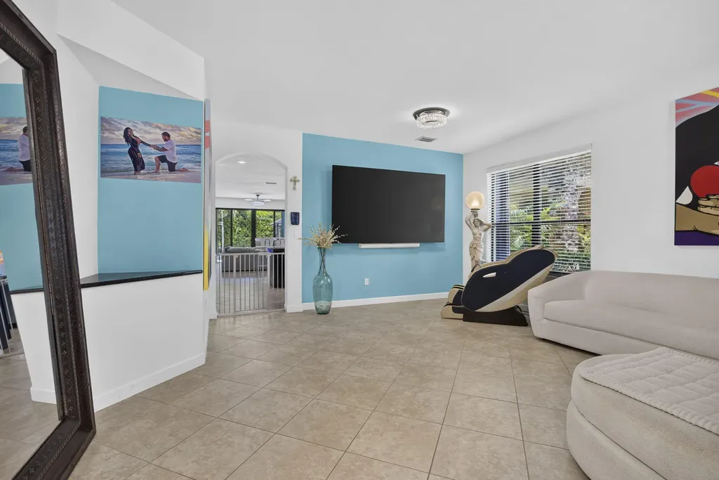 4577 Willow Run Way Wellington FL 33467