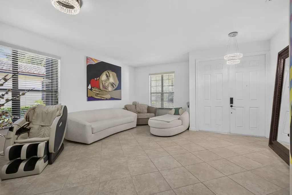 4577 Willow Run Way Wellington FL 33467
