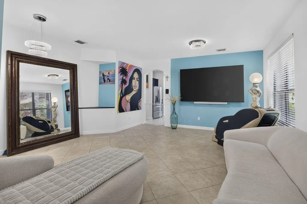 4577 Willow Run Way Wellington FL 33467