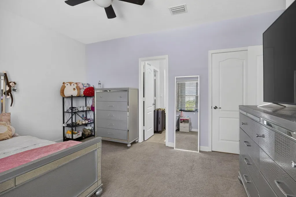 4577 Willow Run Way Wellington FL 33467