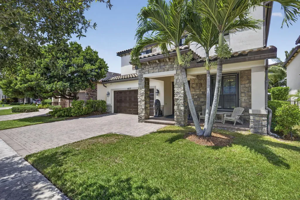 4577 Willow Run Way Wellington FL 33467