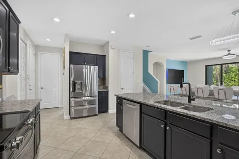 4577 Willow Run Way Wellington FL 33467