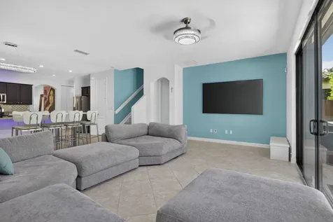 4577 Willow Run Way Wellington FL 33467