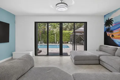 4577 Willow Run Way Wellington FL 33467