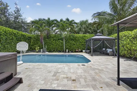 4577 Willow Run Way Wellington FL 33467