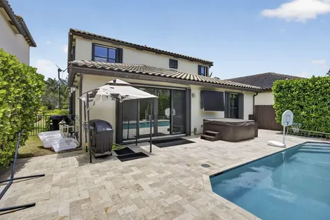 4577 Willow Run Way Wellington FL 33467