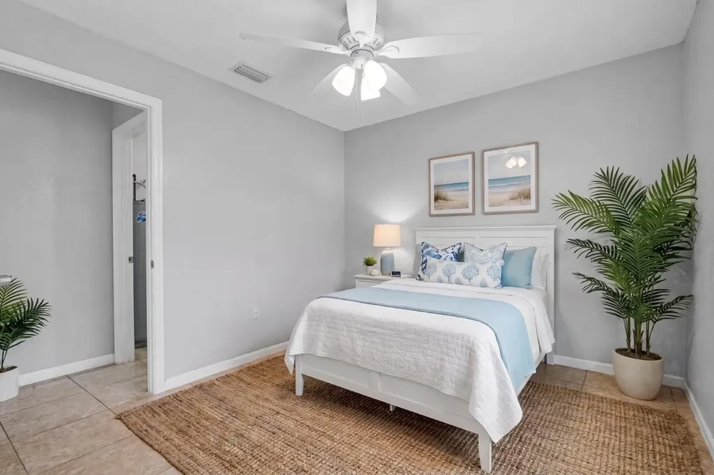 520 N Southridge Road N Delray Beach FL 33444