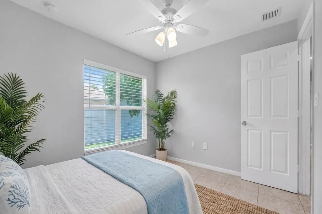 520 N Southridge Road N Delray Beach FL 33444