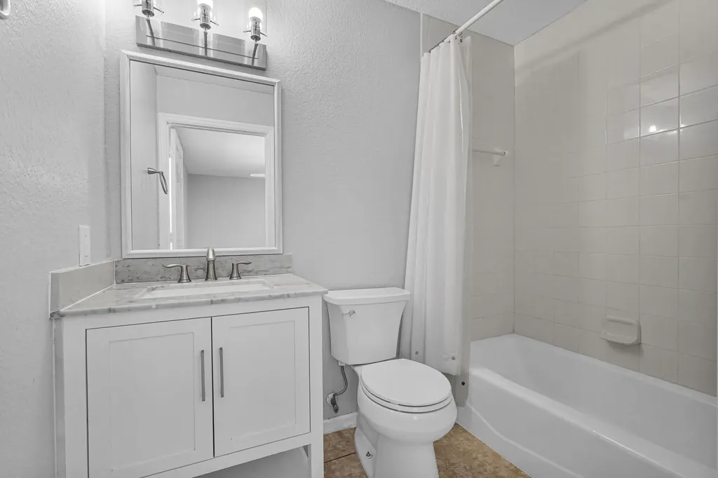 520 N Southridge Road N Delray Beach FL 33444