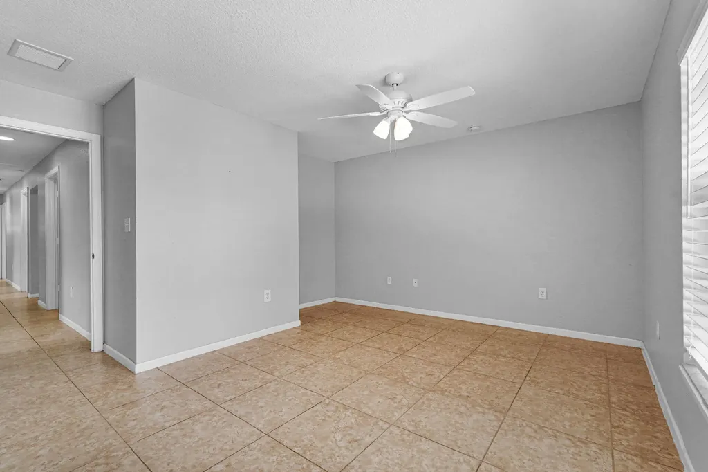 520 N Southridge Road N Delray Beach FL 33444