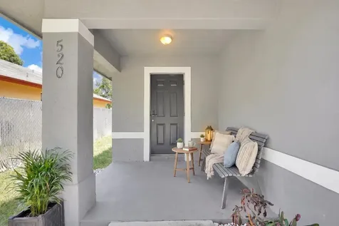 520 N Southridge Road N Delray Beach FL 33444