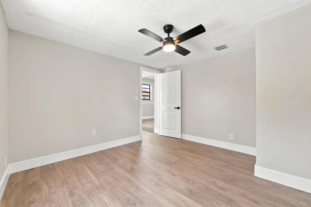 6115 SW 3rd Street Margate FL 33068