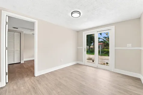 6115 SW 3rd Street Margate FL 33068