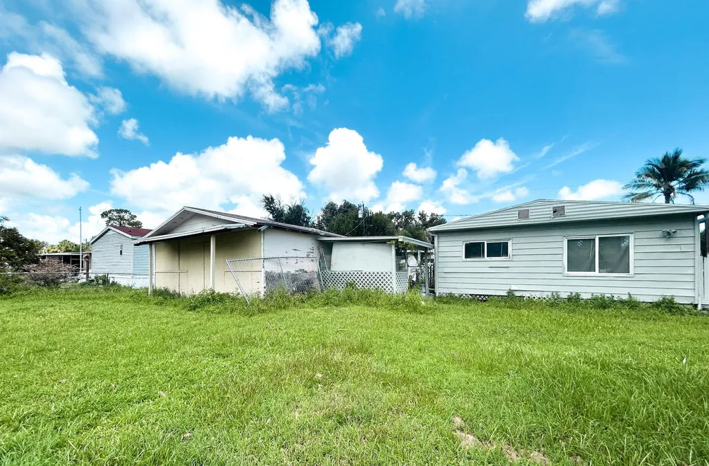5106 Deanna Lane Fort Pierce FL 34946
