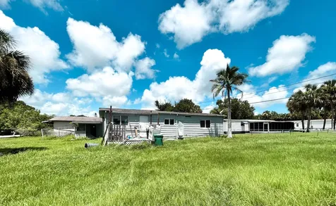 5106 Deanna Lane Fort Pierce FL 34946