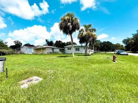 5106 Deanna Lane Fort Pierce FL 34946