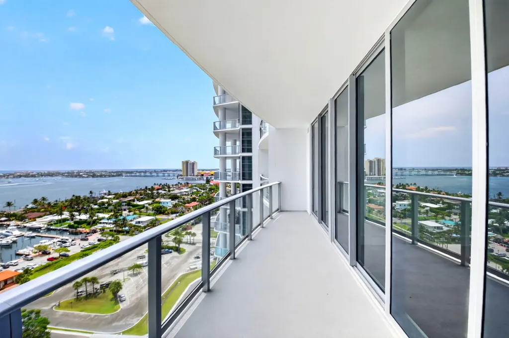 220 Lake Shore Drive Lake Park FL 33403