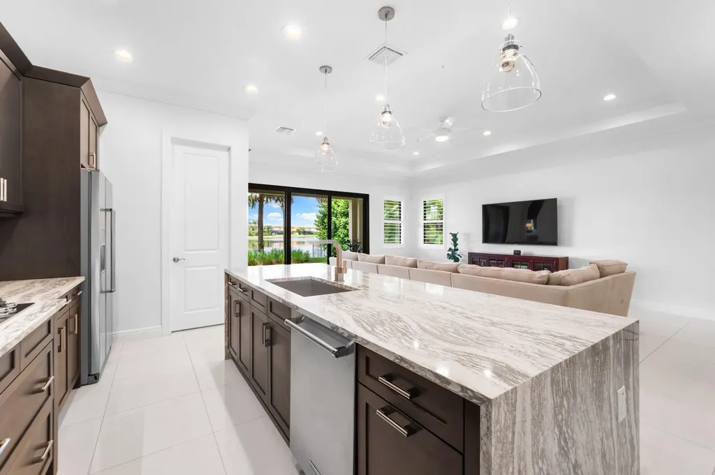 11120 NW 82nd Place Parkland FL 33076