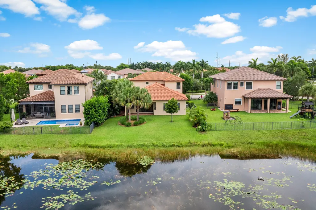 11120 NW 82nd Place Parkland FL 33076