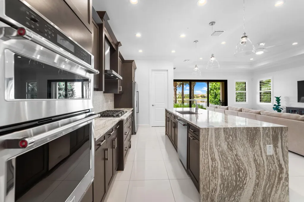 11120 NW 82nd Place Parkland FL 33076