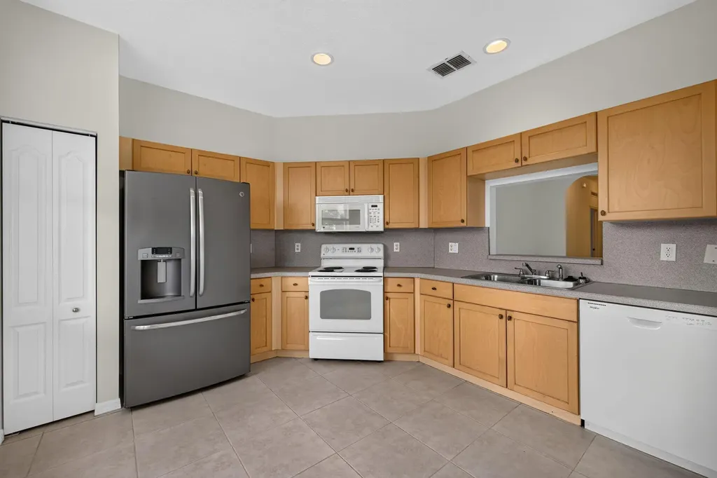 9810 SW Eastbrook Circle Port St Lucie FL 34987