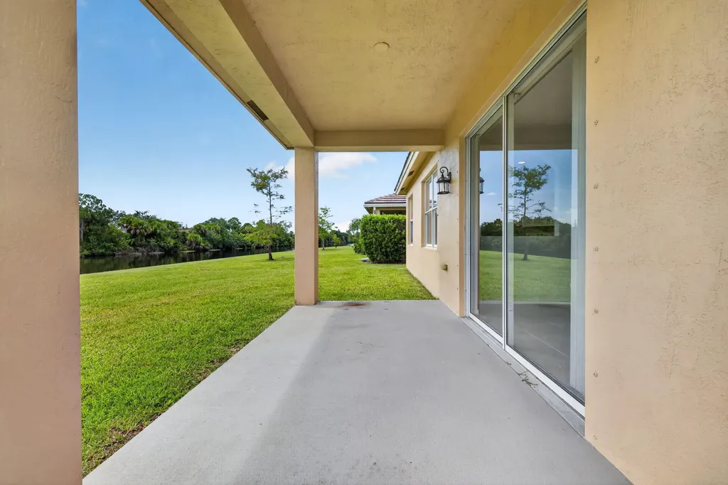 9810 SW Eastbrook Circle Port St Lucie FL 34987