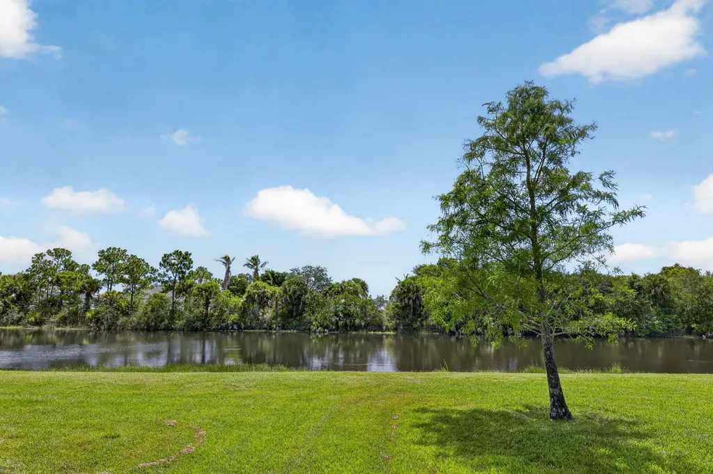 9810 SW Eastbrook Circle Port St Lucie FL 34987