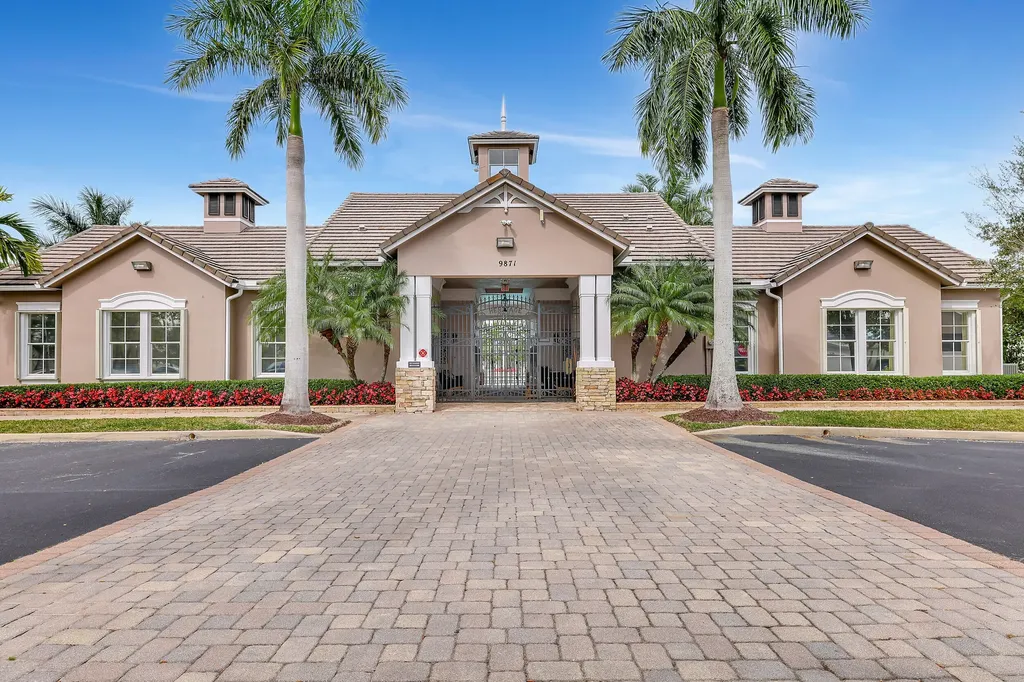 9810 SW Eastbrook Circle Port St Lucie FL 34987