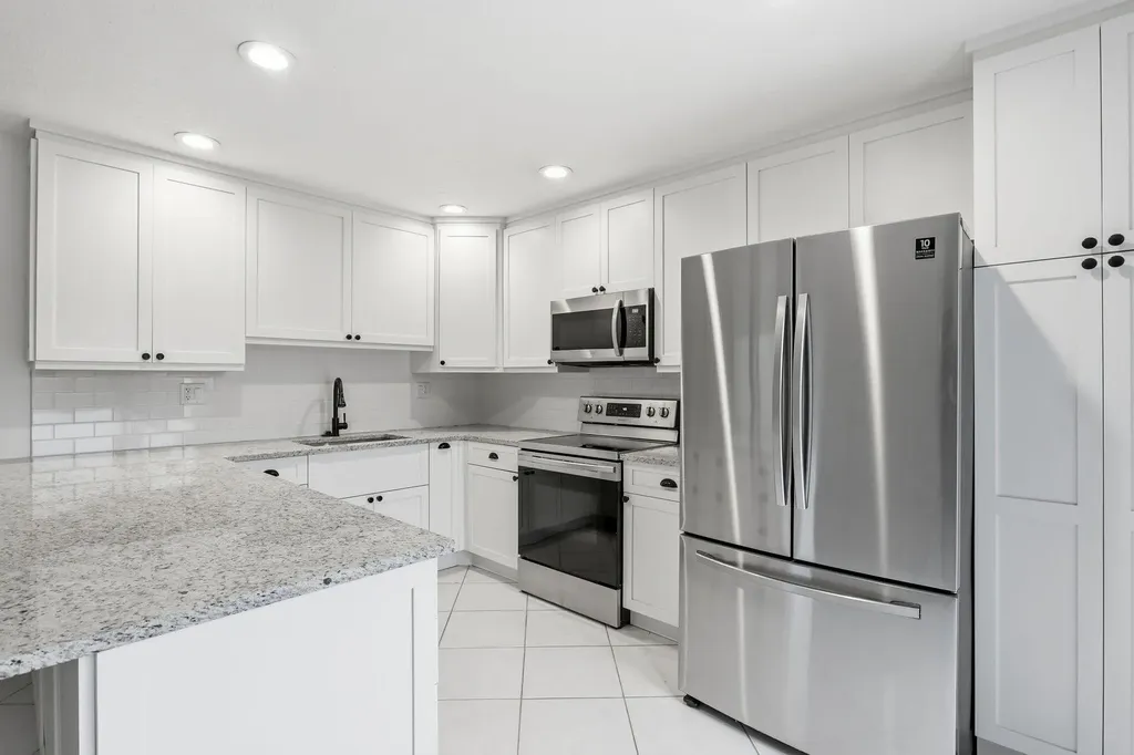 2625 SE 5th Circle Boynton Beach FL 33435