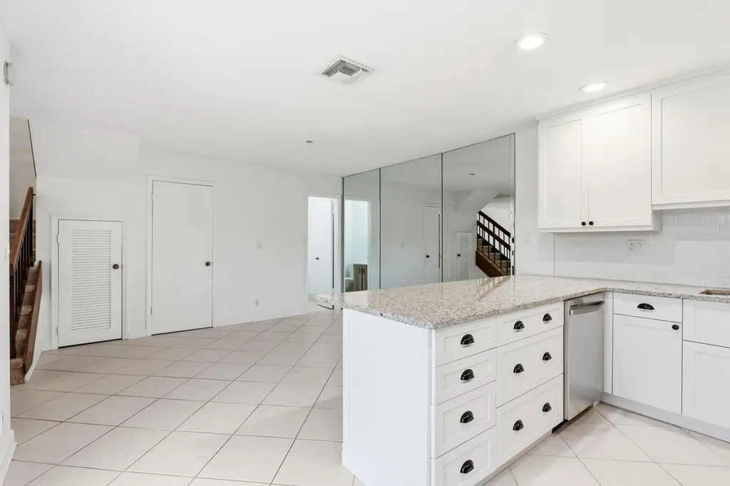 2625 SE 5th Circle Boynton Beach FL 33435