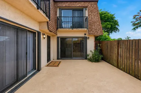 2625 SE 5th Circle Boynton Beach FL 33435