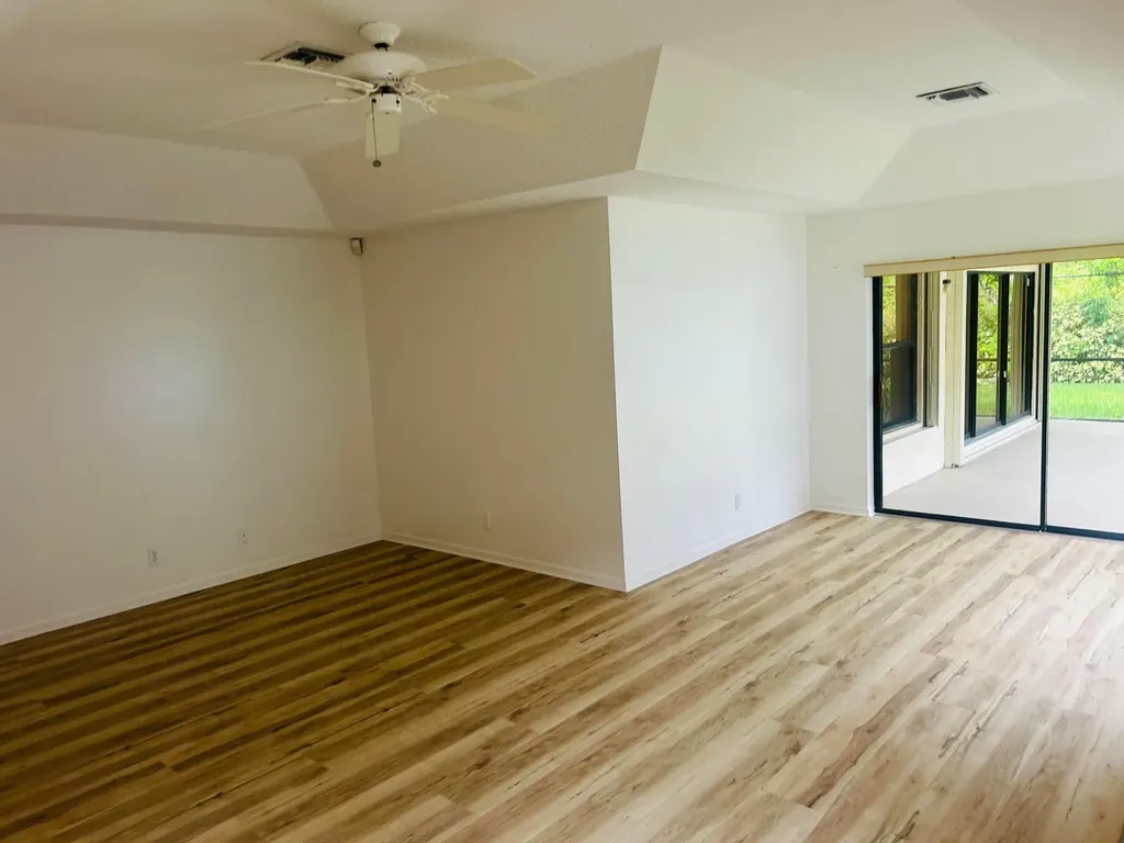 10430 Lexington Circle S Boynton Beach FL 33436