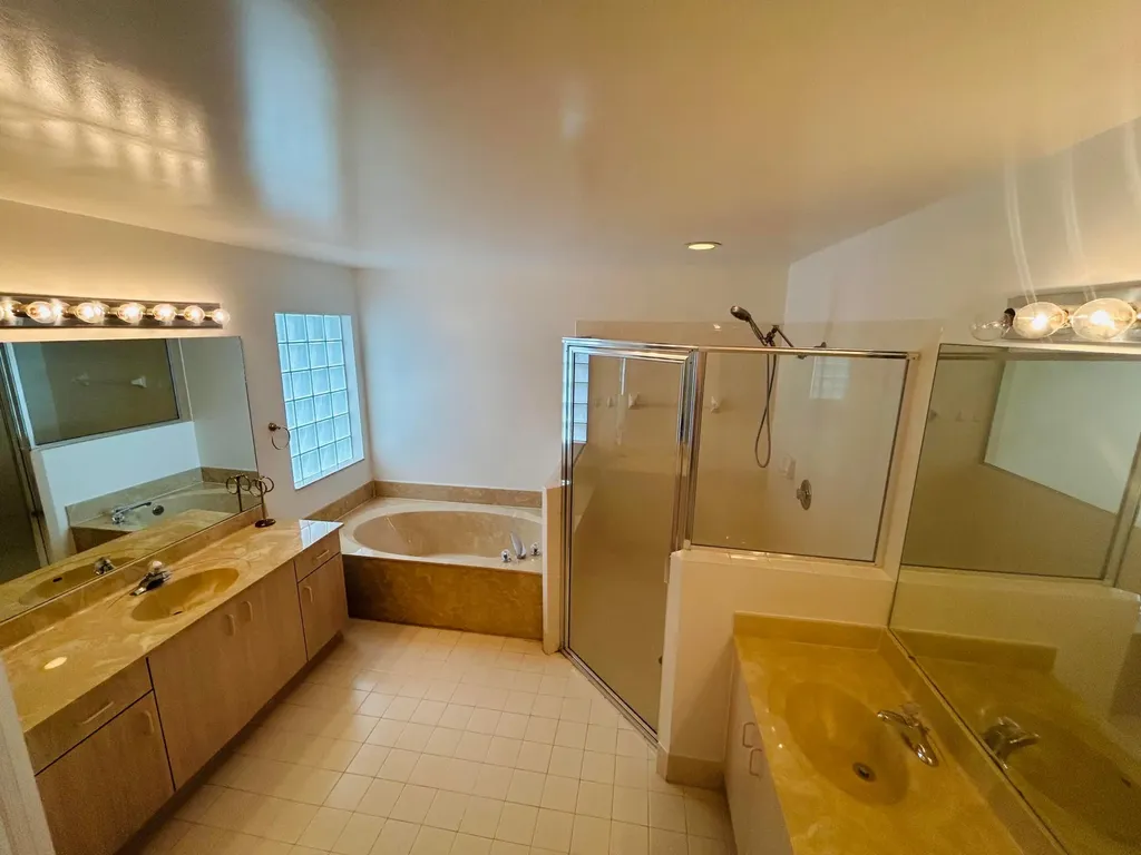 10430 Lexington Circle S Boynton Beach FL 33436