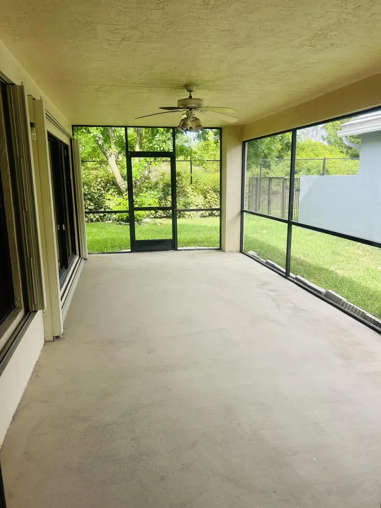 10430 Lexington Circle S Boynton Beach FL 33436