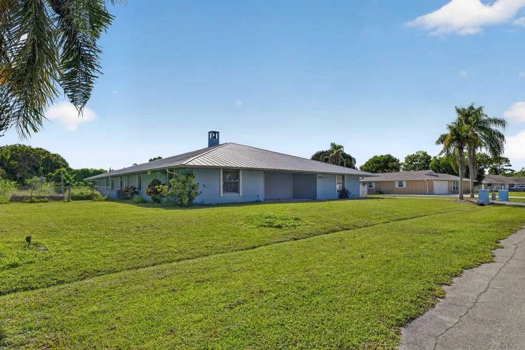 2101 SE Bisbee Street Port St Lucie FL 34952