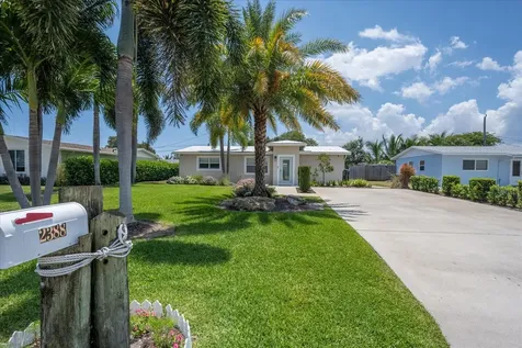 2388 E Edgewater Drive Palm Beach Gardens FL 33410