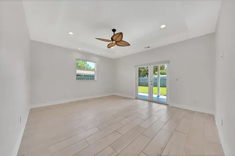 2388 E Edgewater Drive Palm Beach Gardens FL 33410