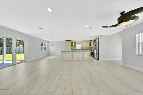 2388 E Edgewater Drive Palm Beach Gardens FL 33410
