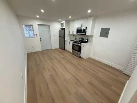 1282 NW 35th Street Miami FL 33142
