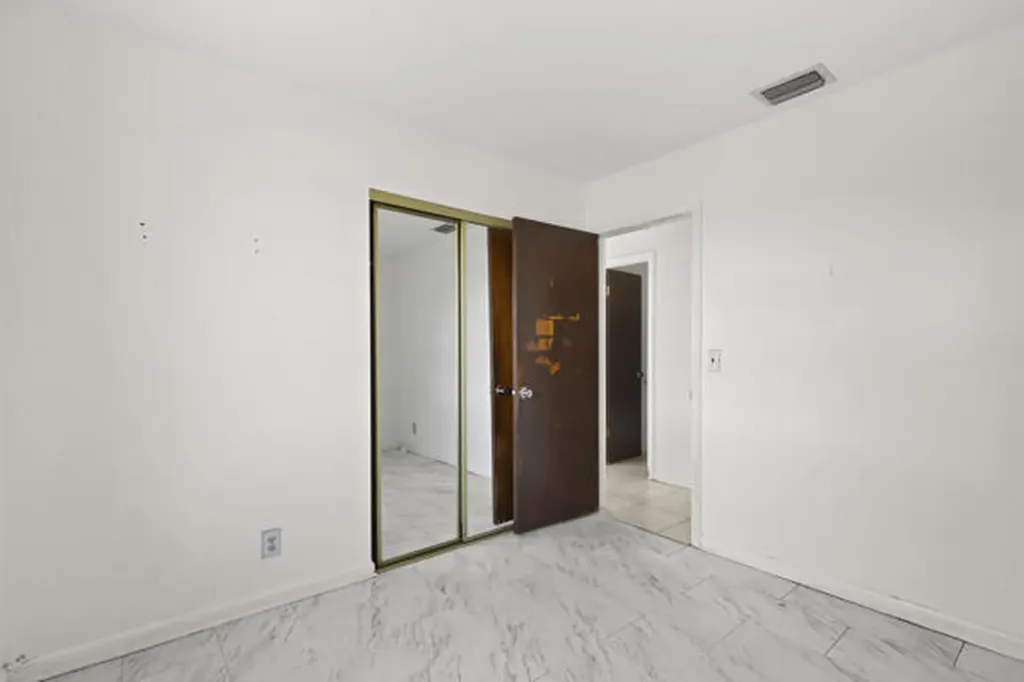 110 SW 12th Avenue South Bay FL 33493