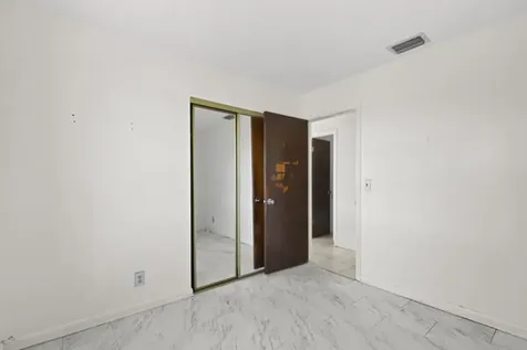 110 SW 12th Avenue South Bay FL 33493