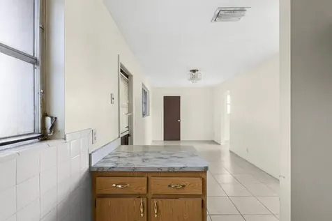 110 SW 12th Avenue South Bay FL 33493