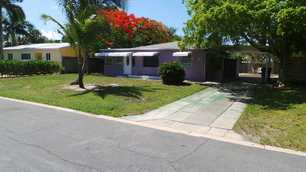 370 Orange Way West Palm Beach FL 33405