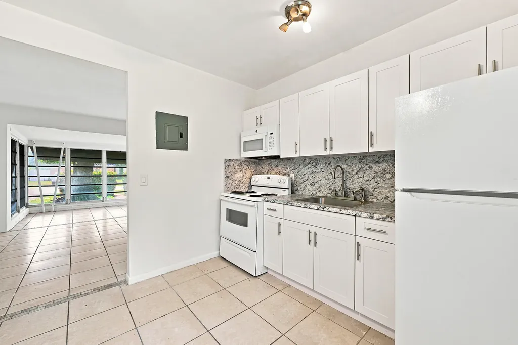 413 SW 24th Avenue Fort Lauderdale FL 33312